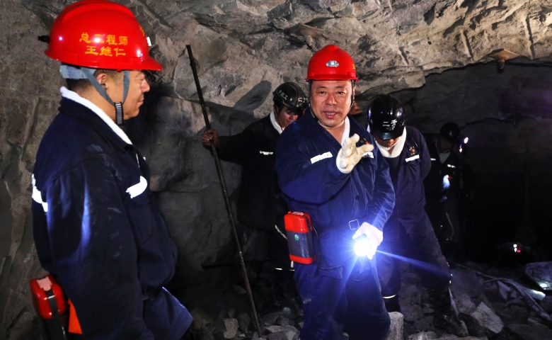 张秉德到益新矿调研检查工作